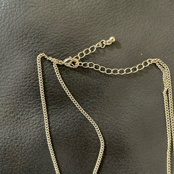 3 Urban Outfitters necklace bundle - Picture 13 of 16